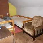 Kuldkaru Manor * Valaste