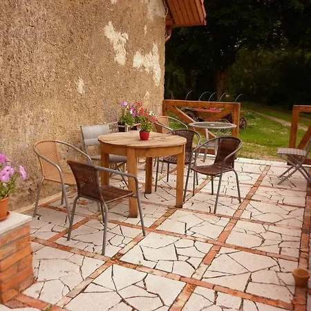 Kuldkaru Manor Valaste