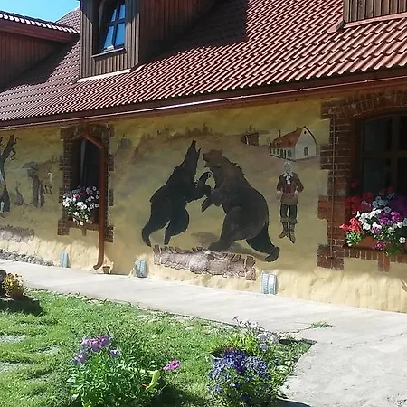 Bed & Breakfast Kuldkaru Manor