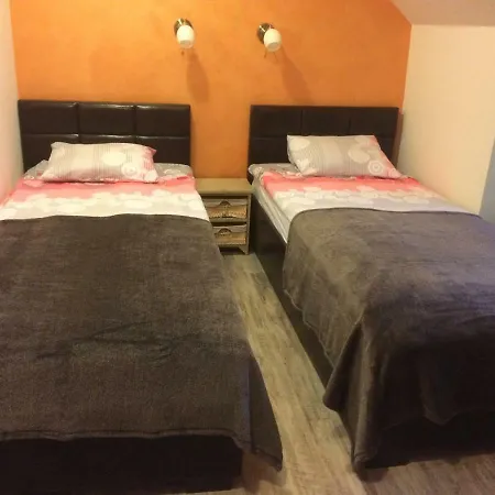 Kuldkaru Manor Bed & Breakfast *