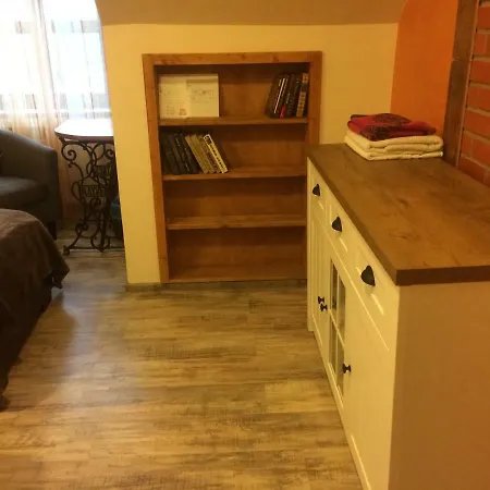 Bed and Breakfast Kuldkaru Manor Valaste