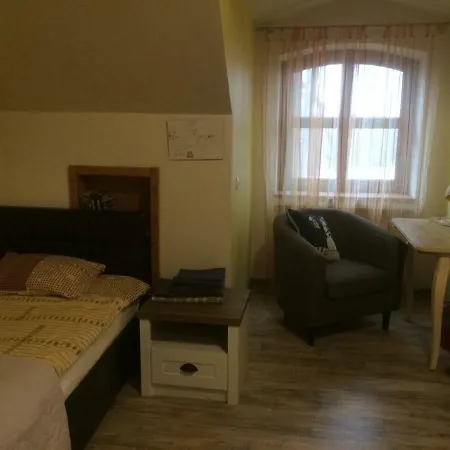 Kuldkaru Manor * Valaste