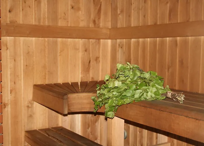 Kuldkaru Manor * Valaste