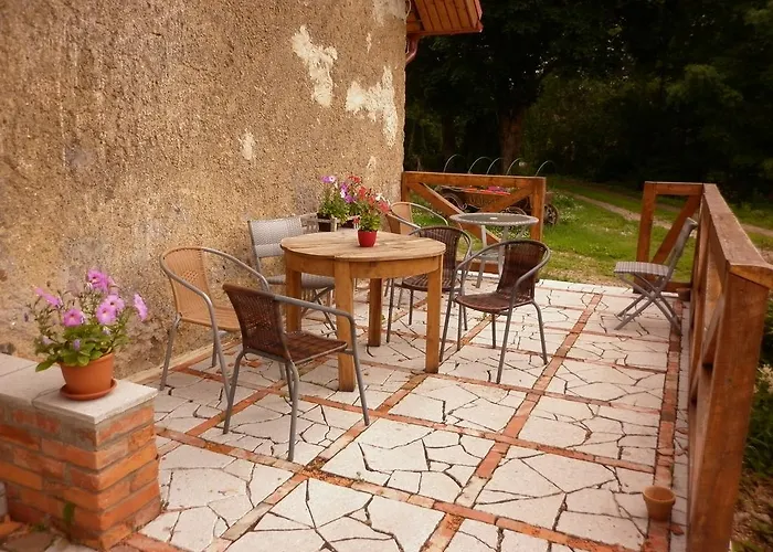 Kuldkaru Manor Valaste