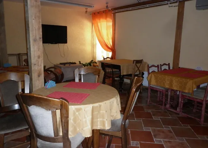 Kuldkaru Manor Valaste