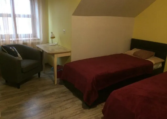 Kuldkaru Manor krevet i doručak *