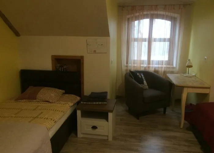 Kuldkaru Manor * Valaste